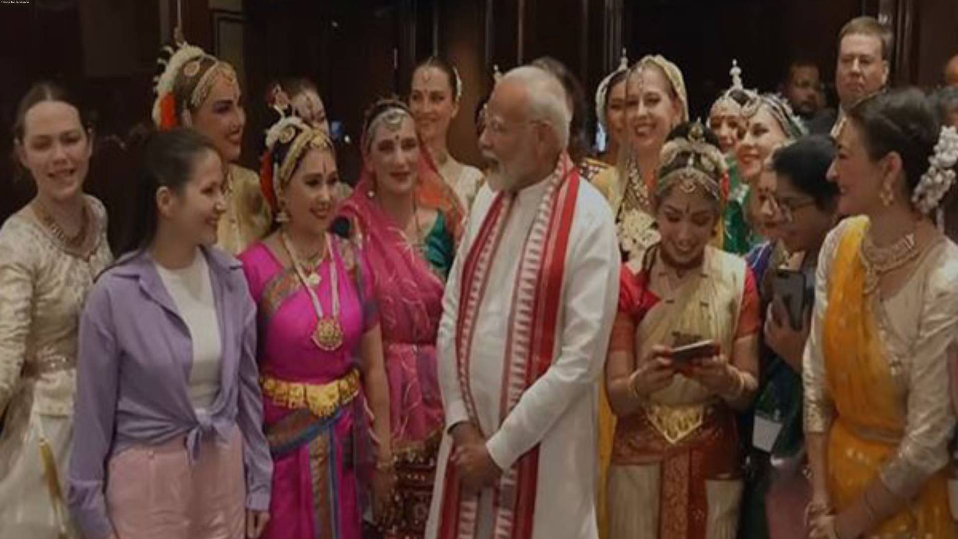PM Modi interacts with artists of Russian Cultural Troupe